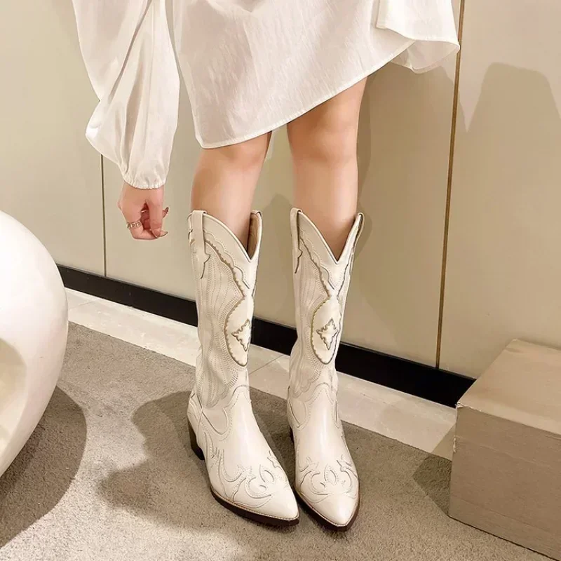 Vintage Square Head Thick Heel - đánh giá và giá Western Cowgirl Boot