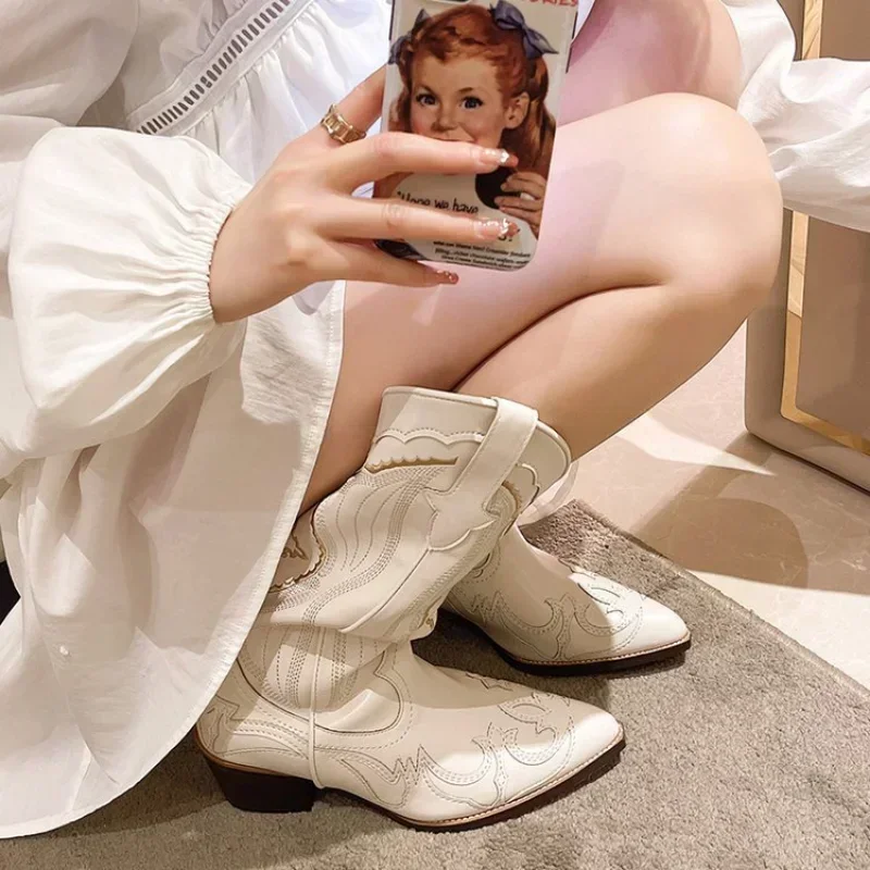Vintage Square Head Thick Heel - đánh giá và giá Western Cowgirl Boot